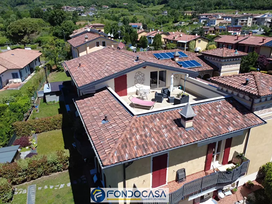 Immagine 1 di Attico in vendita  a Monticelli Brusati