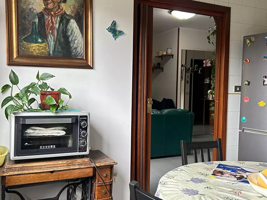 Immagine 5 di Appartamento in vendita  in via Marchiafava 12 a Salerno