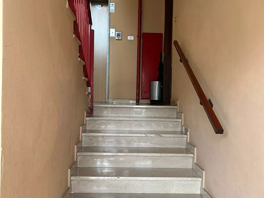 Immagine 10 di Appartamento in vendita  in via Marchiafava 12 a Salerno