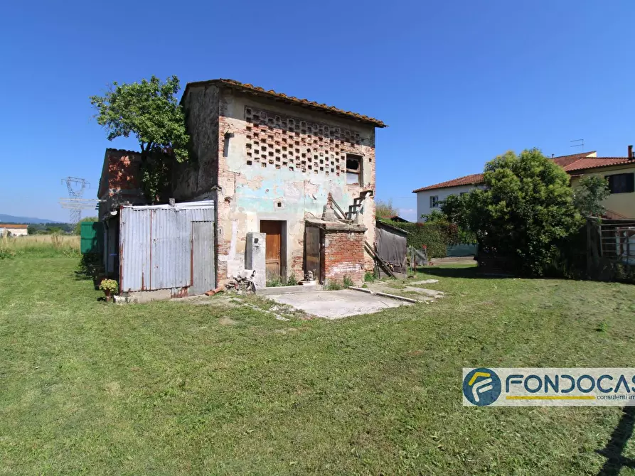Immagine 3 di Magazzino in vendita  in Via Fratelli Cervi a Castelfranco Di Sotto