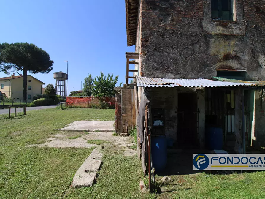 Immagine 5 di Magazzino in vendita  in Via Fratelli Cervi a Castelfranco Di Sotto