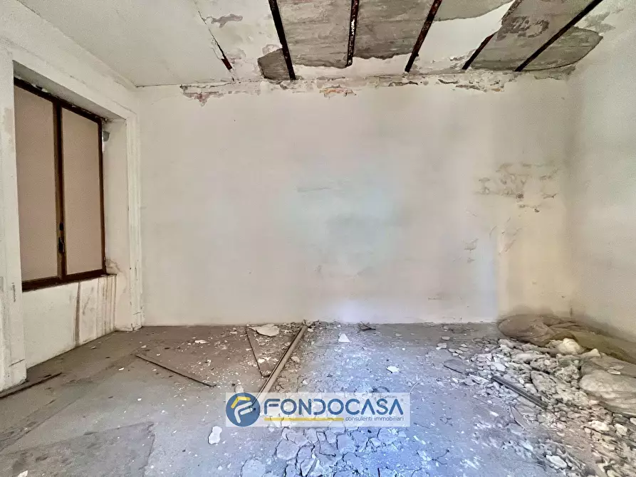 Immagine 6 di Casa semindipendente in vendita  in via francesco verde a Sant'antimo