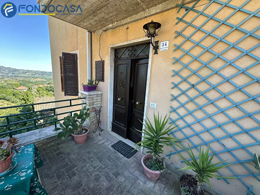 Immagine 35 di Appartamento in vendita  in Piazza Giacomo Leopardi 34 a Spinetoli