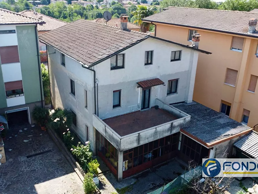 Immagine 1 di Casa indipendente in vendita  in Vicolo Collodi a Castelli Calepio