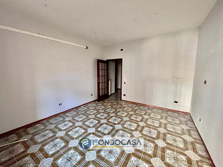 Immagine 11 di Appartamento in vendita  in via sambuci 51 a Sant'antimo