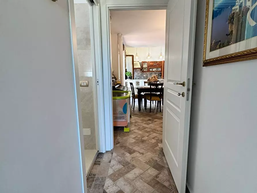 Immagine 5 di Appartamento in vendita  in Via Giulio Pastore 17 a Salerno