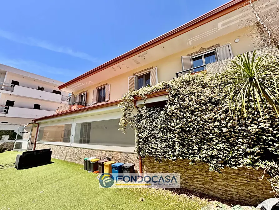 Immagine 4 di Villa in vendita  in Via delle orchidee a Cancello Ed Arnone