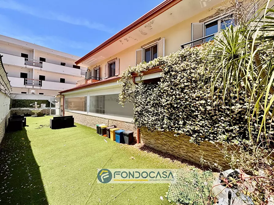 Immagine 6 di Villa in vendita  in Via delle orchidee a Cancello Ed Arnone