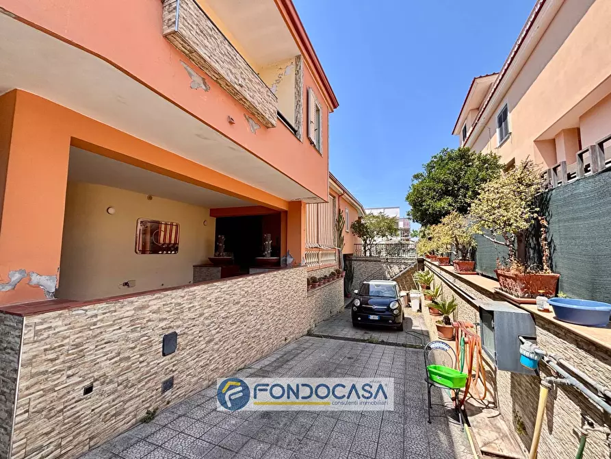 Immagine 17 di Villa in vendita  in Via delle orchidee a Cancello Ed Arnone