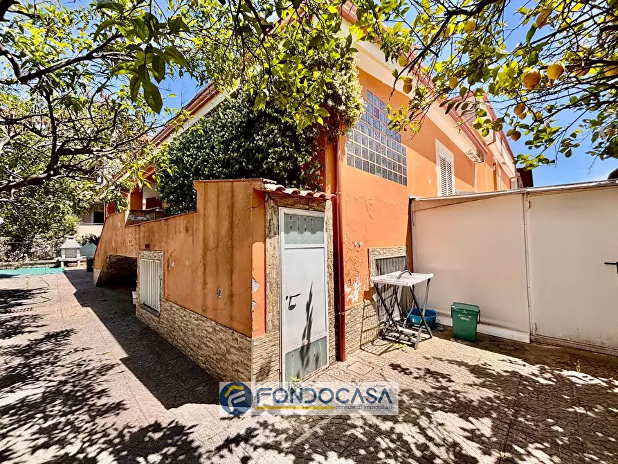 Immagine 23 di Villa in vendita  in Via delle orchidee a Cancello Ed Arnone