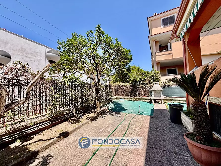 Immagine 34 di Villa in vendita  in Via delle orchidee a Cancello Ed Arnone