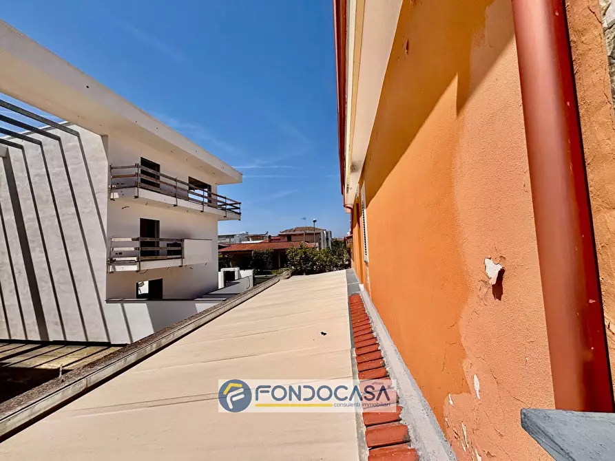 Immagine 41 di Villa in vendita  in Via delle orchidee a Cancello Ed Arnone