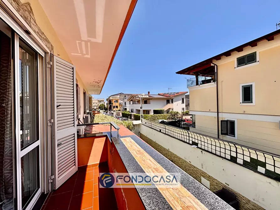 Immagine 42 di Villa in vendita  in Via delle orchidee a Cancello Ed Arnone