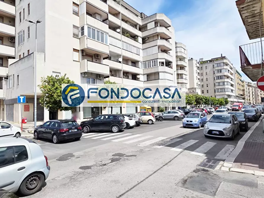 Immagine 1 di Appartamento in vendita  in vai trento 74 a Brindisi
