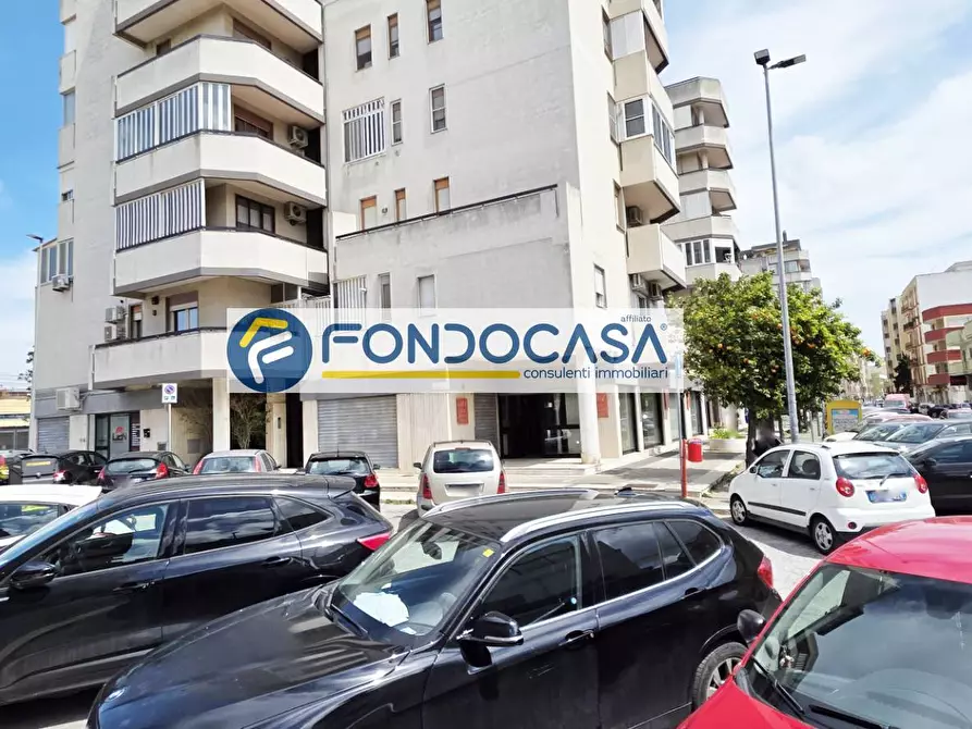 Immagine 2 di Appartamento in vendita  in vai trento 74 a Brindisi