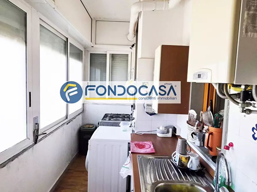 Immagine 15 di Appartamento in vendita  in vai trento 74 a Brindisi