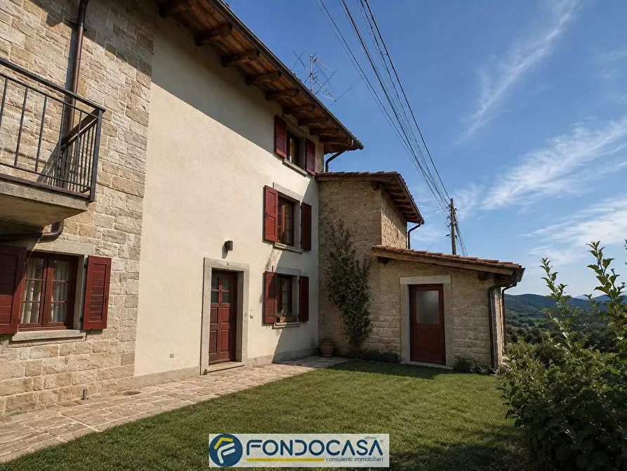 Immagine 1 di Casa indipendente in vendita  a Angolo Terme