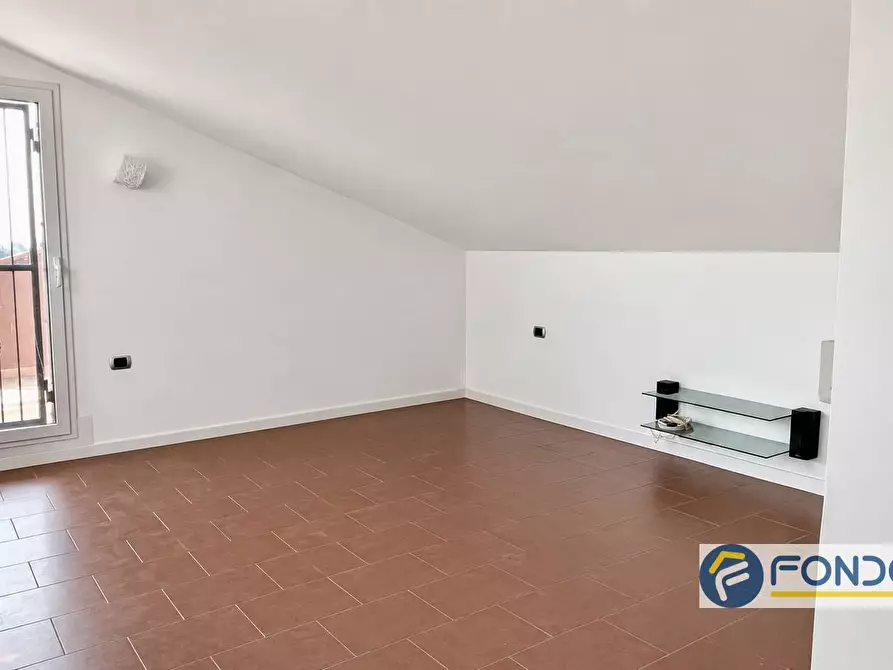 Immagine 22 di Appartamento in vendita  a Palazzolo Sull'oglio