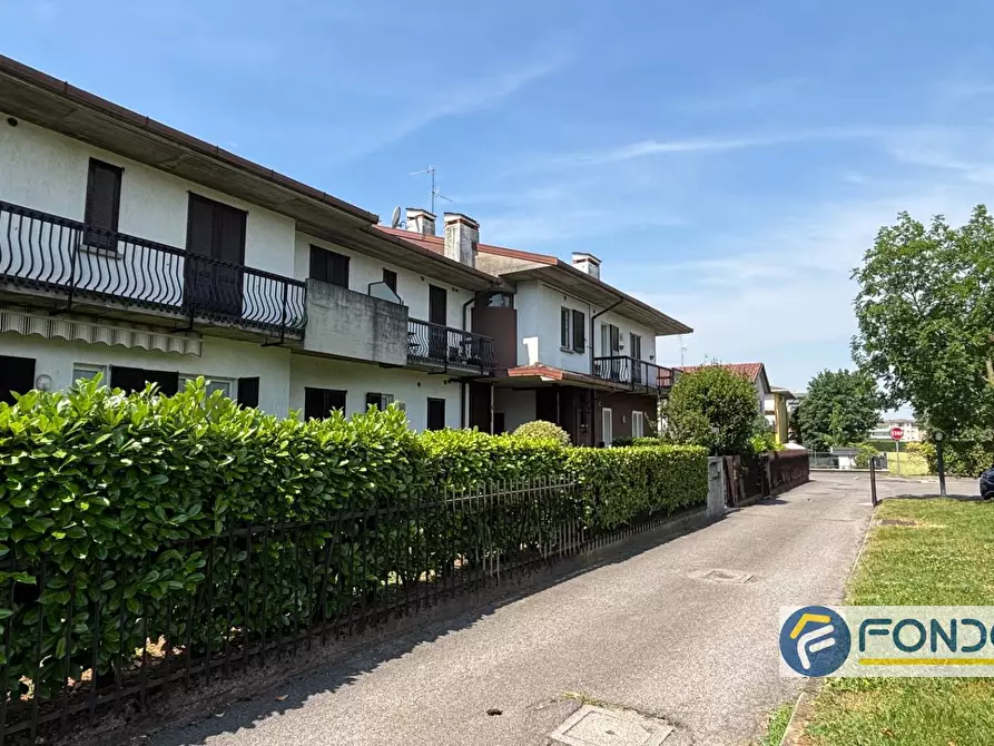 Immagine 1 di Appartamento in vendita  a Palazzolo Sull'oglio
