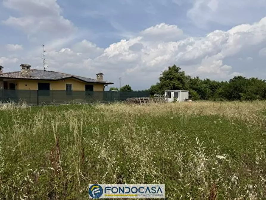 Immagine 3 di Locale commerciale in vendita  snc a Adro