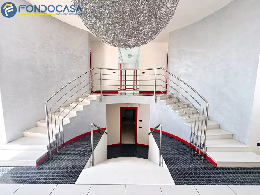 Immagine 1 di Ufficio in vendita  in Via Luciano Gabrielli a San Benedetto Del Tronto
