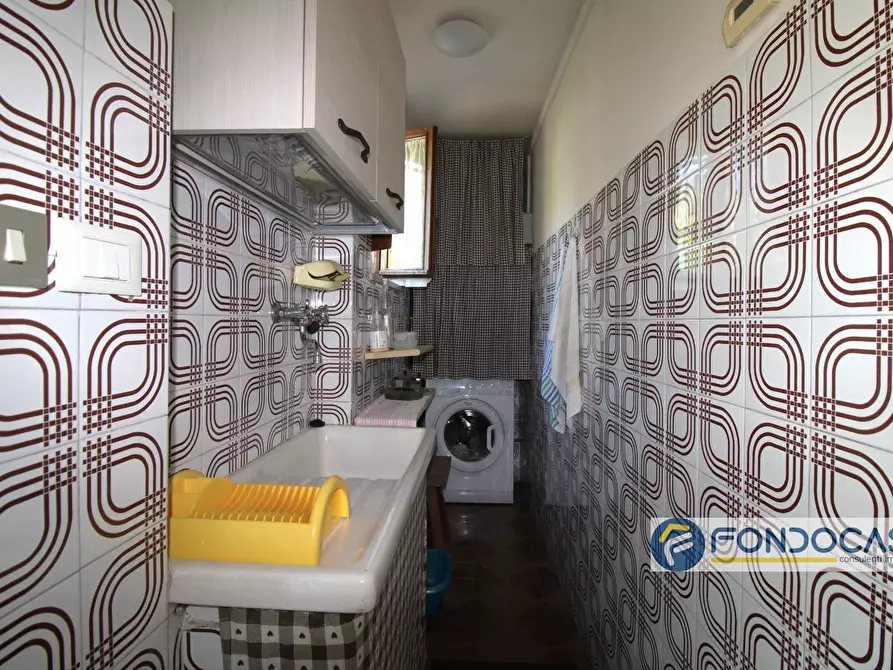 Immagine 4 di Casa indipendente in vendita  in Via Val Di Badia a Buti