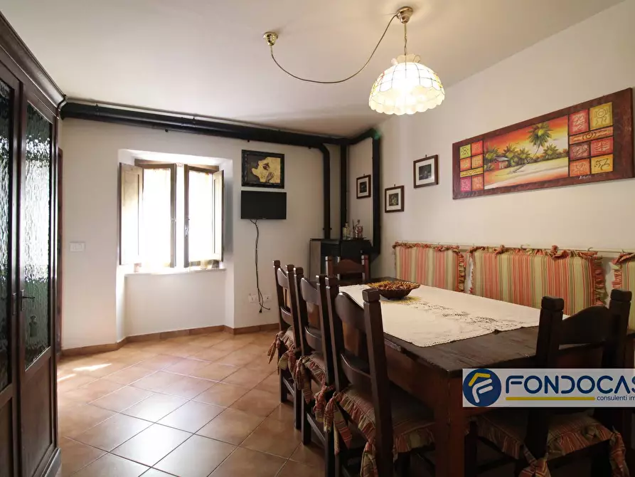 Immagine 7 di Casa indipendente in vendita  in Via Val Di Badia a Buti