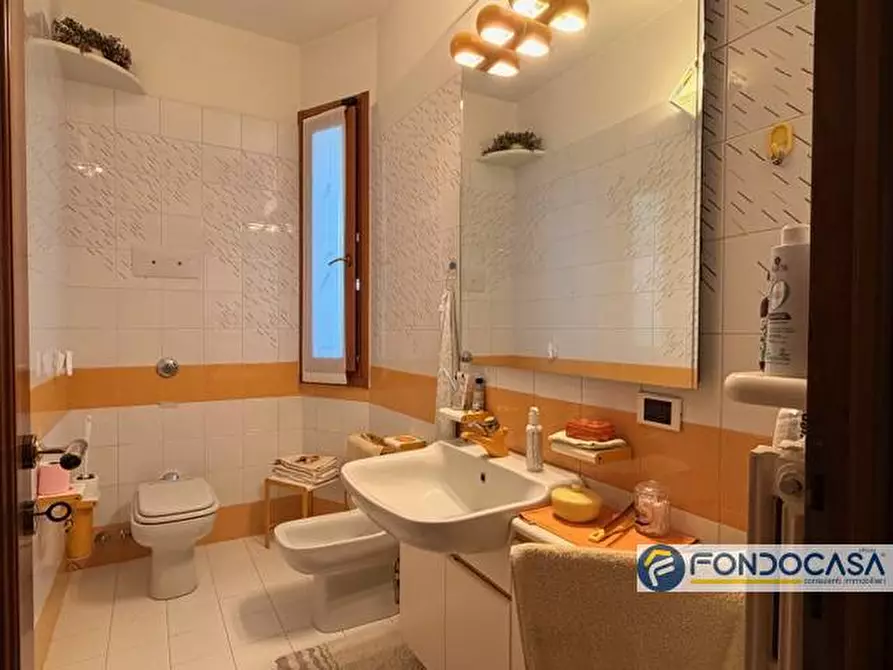 Immagine 35 di Villa in vendita  a Pontoglio