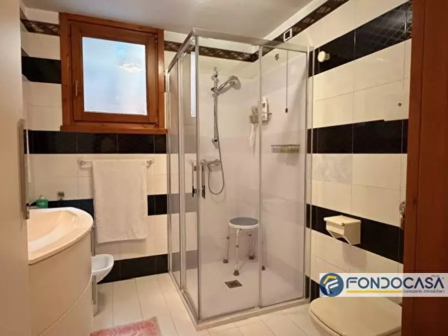 Immagine 38 di Villa in vendita  a Pontoglio
