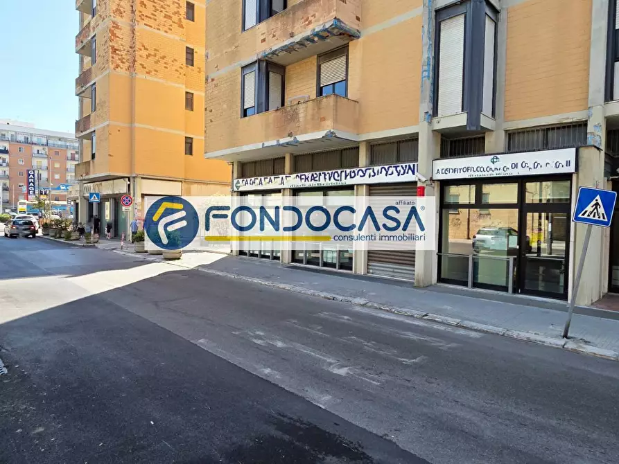 Immagine 1 di Appartamento in vendita  in Viale Aldo Moro 55 a Brindisi
