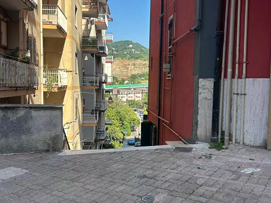 Immagine 7 di Locale commerciale in affitto  in via calata san vito 20 a Salerno