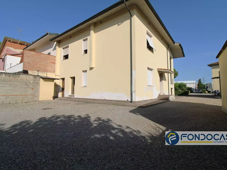 Immagine 22 di Casa semindipendente in vendita  in Via Francesca Nord a Castelfranco Di Sotto