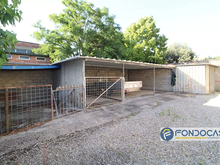 Immagine 29 di Casa semindipendente in vendita  in Via Francesca Nord a Castelfranco Di Sotto