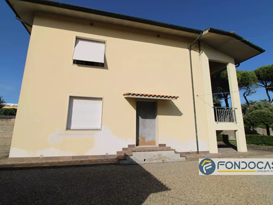 Immagine 42 di Casa semindipendente in vendita  in Via Francesca Nord a Castelfranco Di Sotto