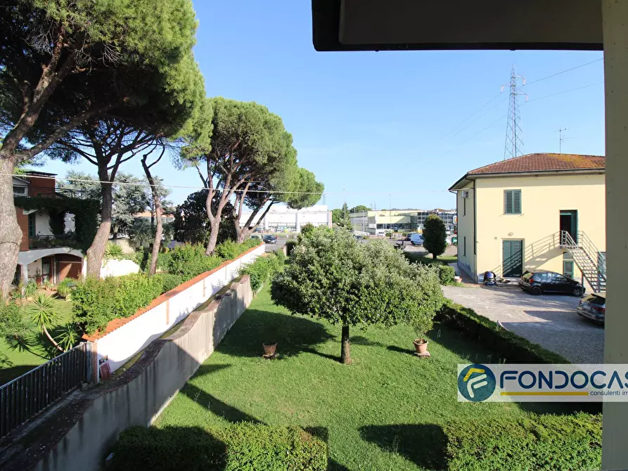 Immagine 4 di Casa semindipendente in vendita  in Via Francesca Nord a Castelfranco Di Sotto