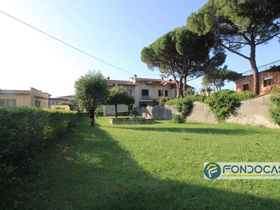 Immagine 45 di Casa semindipendente in vendita  in Via Francesca Nord a Castelfranco Di Sotto