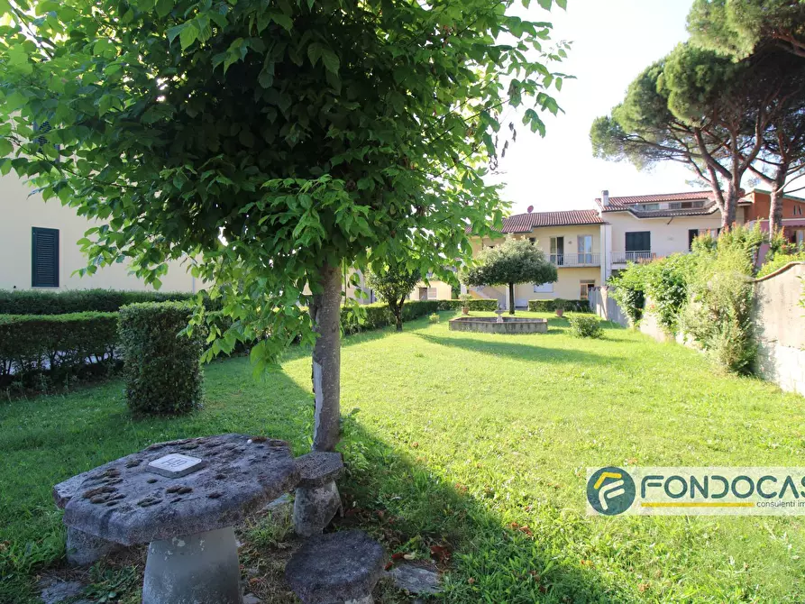 Immagine 46 di Casa semindipendente in vendita  in Via Francesca Nord a Castelfranco Di Sotto