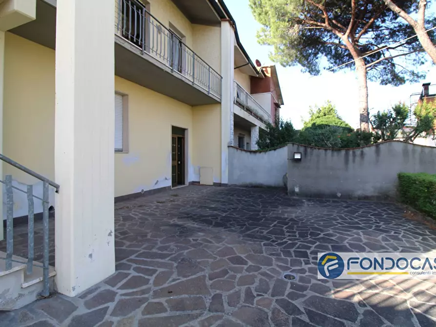 Immagine 19 di Casa semindipendente in vendita  in Via Francesca Nord a Castelfranco Di Sotto