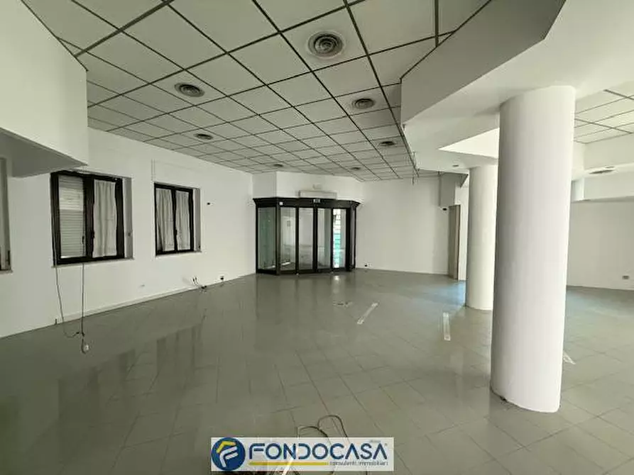 Immagine 6 di Ufficio in affitto  a Adro