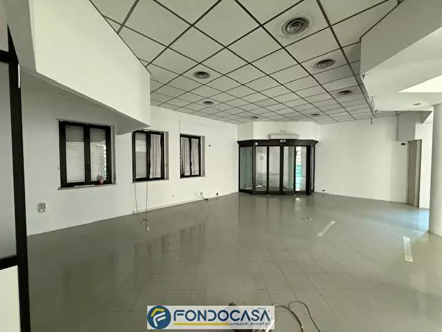 Immagine 4 di Ufficio in affitto  a Adro