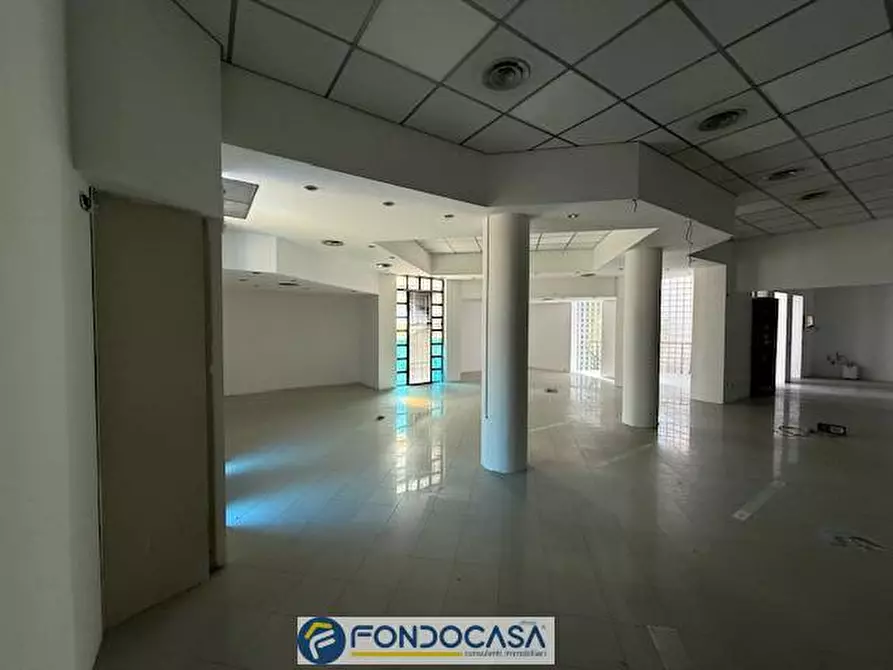 Immagine 9 di Ufficio in affitto  a Adro