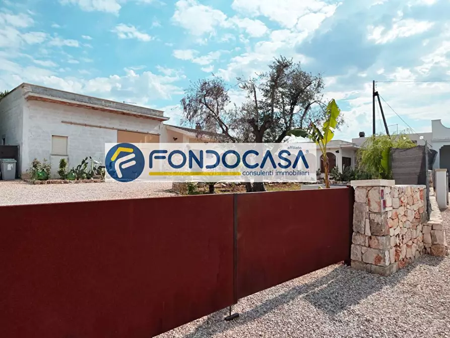 Immagine 3 di Casa semindipendente in vendita  in Via Pescara a San Vito Dei Normanni