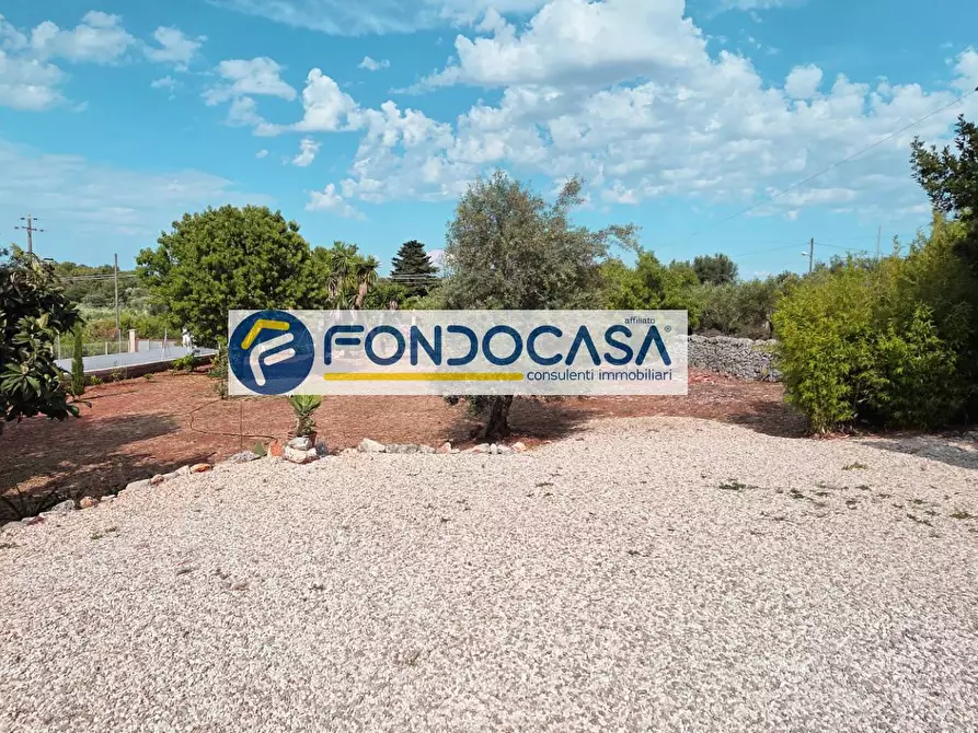 Immagine 8 di Casa semindipendente in vendita  in Via Pescara a San Vito Dei Normanni