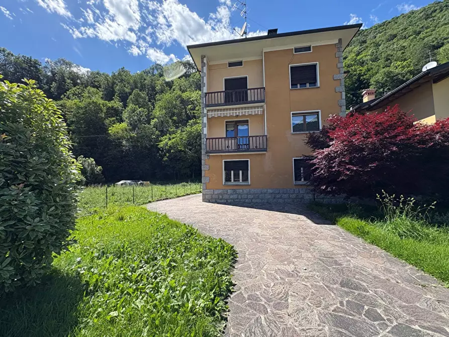 Immagine 1 di Casa indipendente in vendita  in via Provinciale 602 a Ardesio