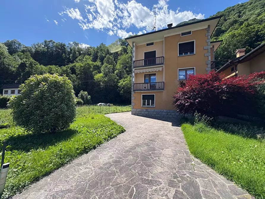 Immagine 3 di Casa indipendente in vendita  in via Provinciale 602 a Ardesio