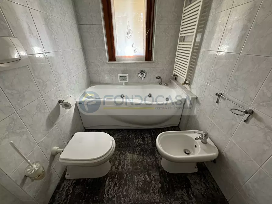 Immagine 11 di Appartamento in vendita  in Via Elio Adriano 98 a Milano