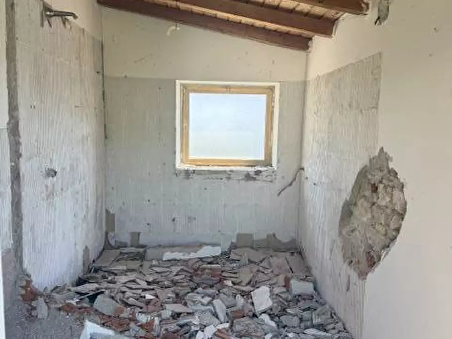 Immagine 14 di Rustico / casale in vendita  a Angolo Terme