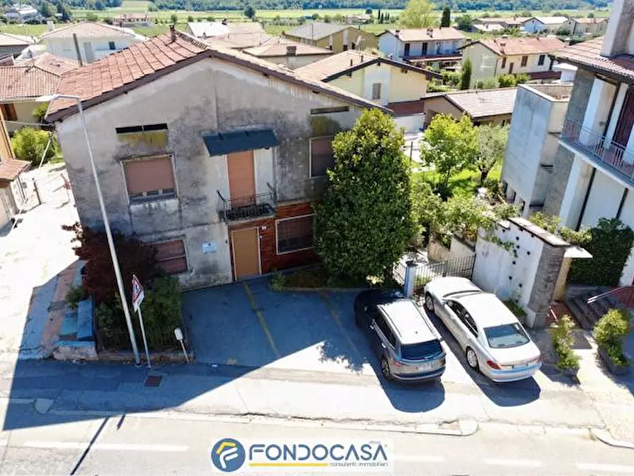Immagine 12 di Villa in vendita  a Adro