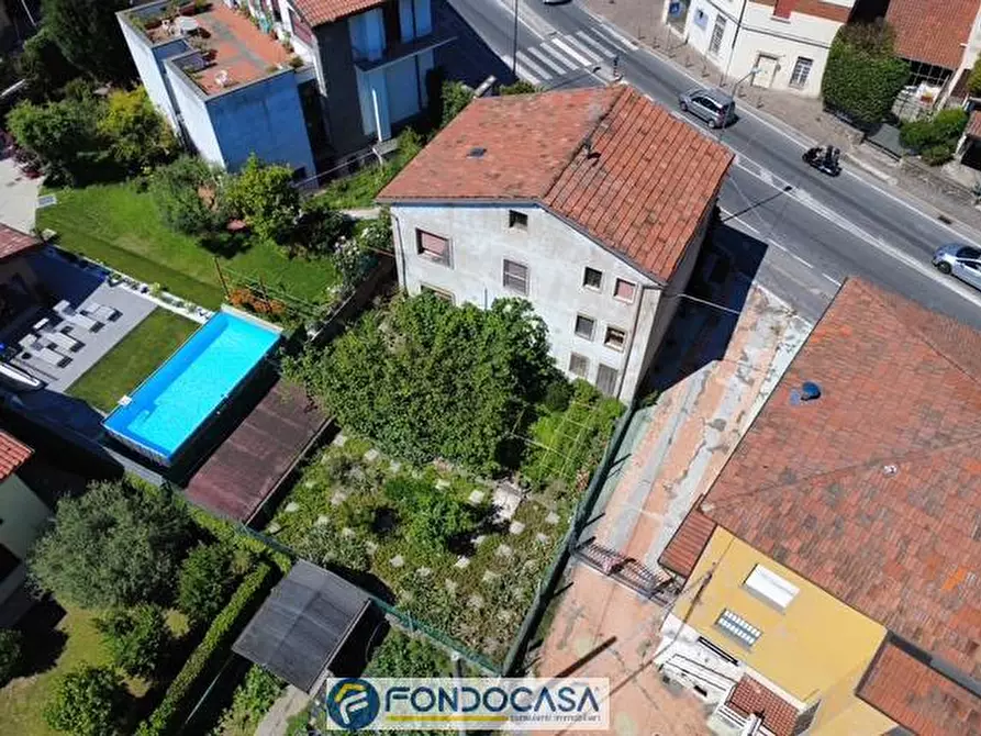 Immagine 2 di Villa in vendita  a Adro