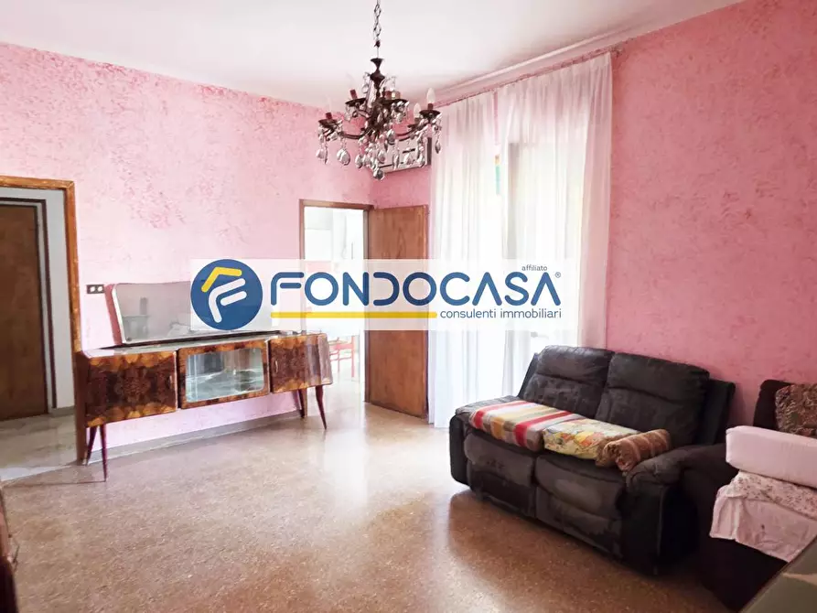 Immagine 14 di Appartamento in vendita  in Via Ofanto 2 a Brindisi